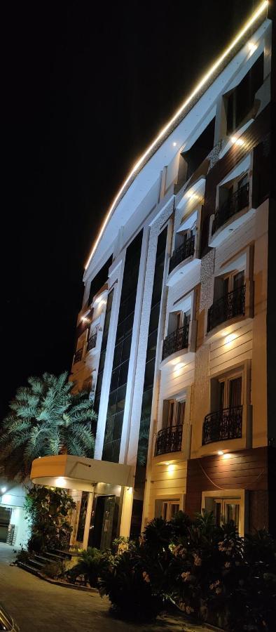 Pine Tree Aparthotel Kanchipuram Exterior photo